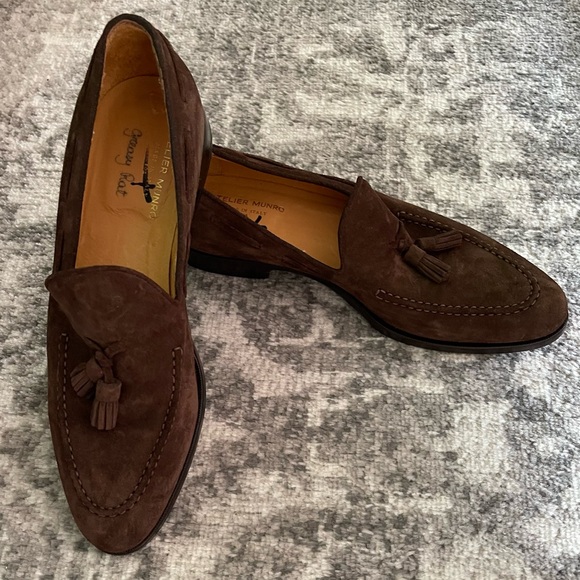 ATELIER MUNRO Other - ATELIER MUNRO Brown Suede Tassel Loafer Shoes Size 11